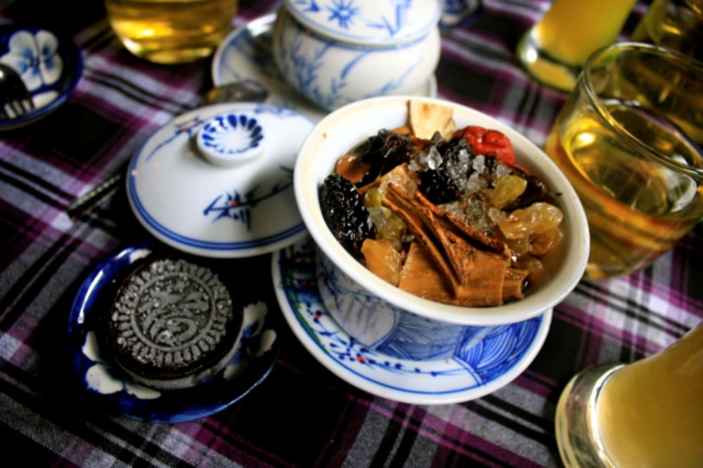 TRÀ CUNG ĐÌNH HUẾ G10 ĐÓNG GÓI TIỆN LỢI VỚI 20 TÚI LỌC MỖI HỘP